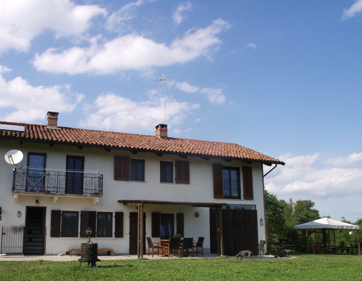 Capriglio B&B Cascina Dei Levrieri מראה חיצוני תמונה